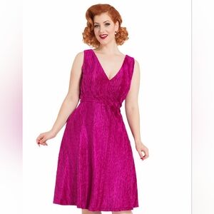 Elegant Pink Sleeveless Dress